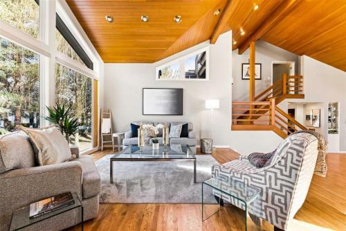 Executive Living Experience Peace And Prestige