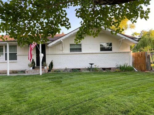 Big House Close To Everything In Ammon-if