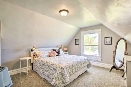 Charming Paris House About 1 Half Mi To Canyon!