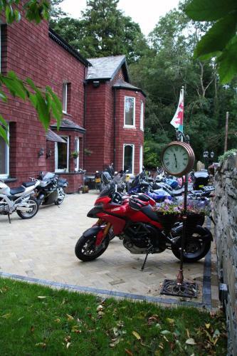 Lledr House Hostel
