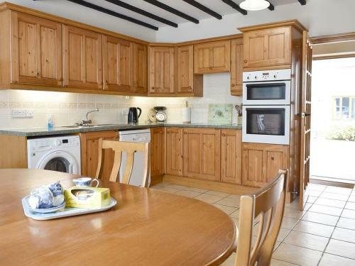 2 Sawmill Cottages
