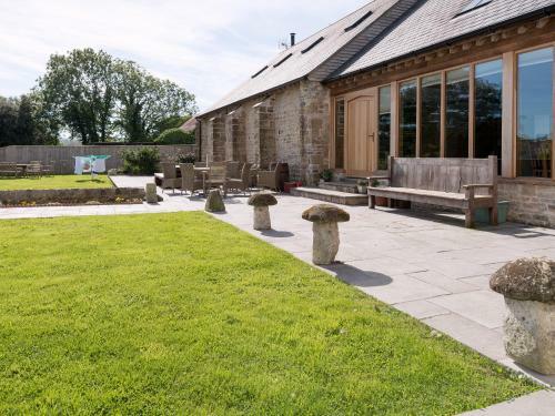 The Old Tithe Barn