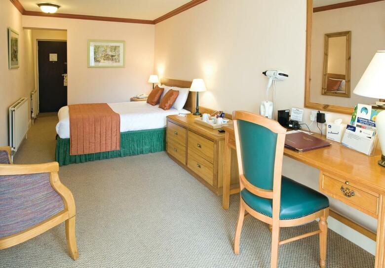 Best Western Plus Knights Hill Hotel & Spa