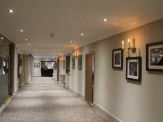 Legacy Dukes Head Hotel