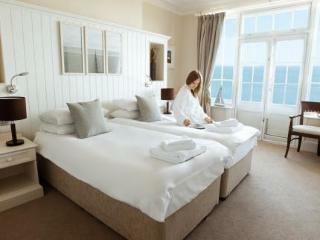 Hotel The Marine