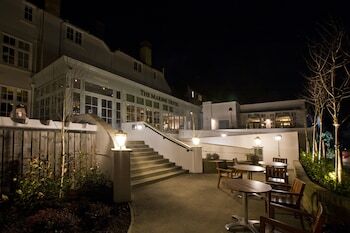 Hotel The Marine
