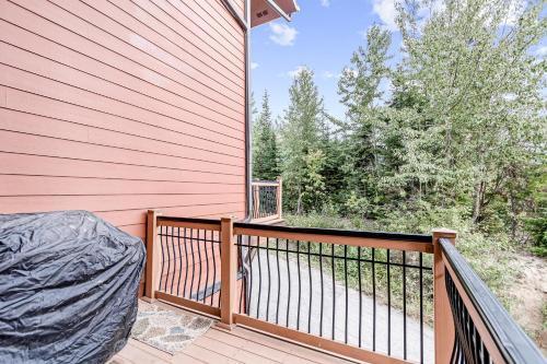 Heart Of Schweitzer Condo