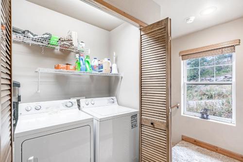 Heart Of Schweitzer Condo