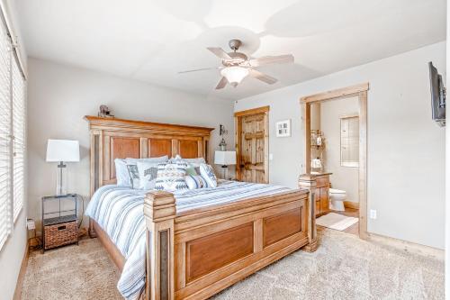 Heart Of Schweitzer Condo