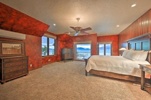 Expansive Sandpoint Lake House With Hot Tub!