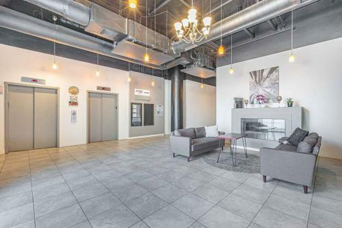 Luxury Corner Apartment In Downtown Chicago