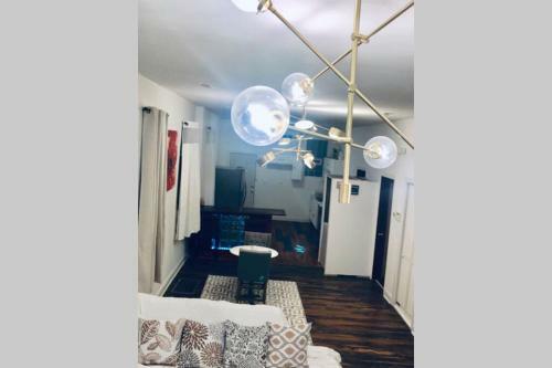Chic Comfy Apartment 10 Min From Down-town Chicago