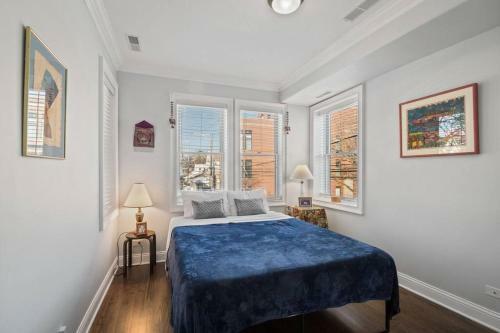 Large, Upscale Beautiful Home Perfect For Entertaining, Near Wrigley