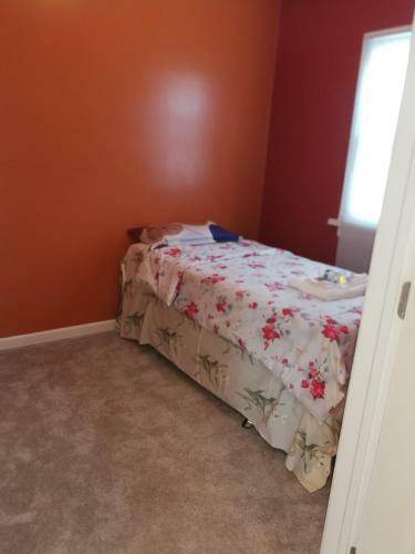 5430 Happy Home-single Private Rooms