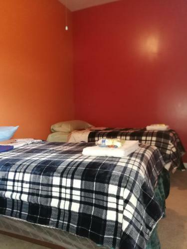5430 Happy Home-single Private Rooms