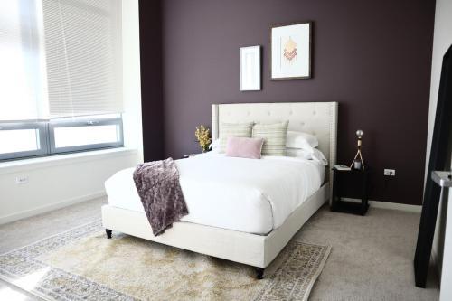 Stunning 1 Bedroom Apartment With Full Amenities By C9