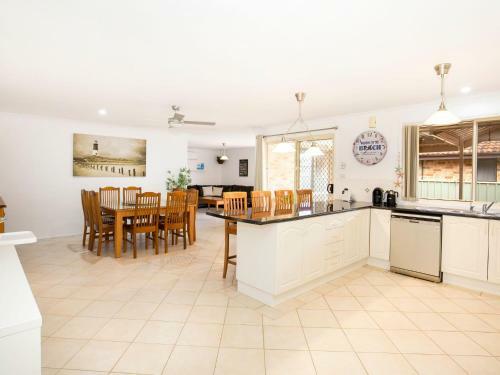 Parkview - Pet Friendly - 5 Mins Walk To Beach