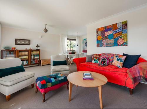 Apartamento Newport Beach Spacious 2 Bedrm Apt Casa de Pi�a