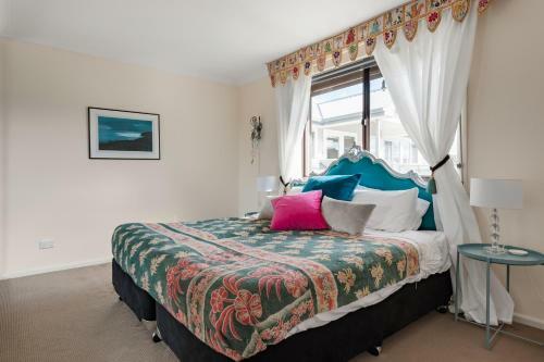 Apartamento Newport Beach Spacious 2 Bedrm Apt Casa de Pi�a