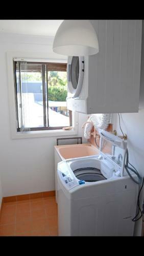 Apartamento Newport Beach Spacious 2 Bedrm Apt Casa de Pi�a