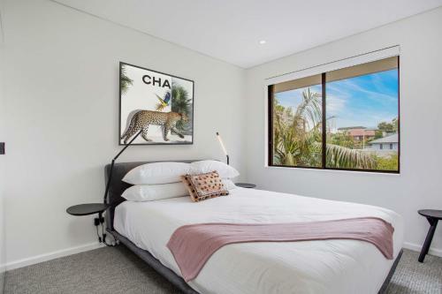 Modern, North-east Facing, 2-bed Apartment