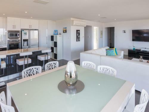 Stunning On Stacey 42 Stacey Drive