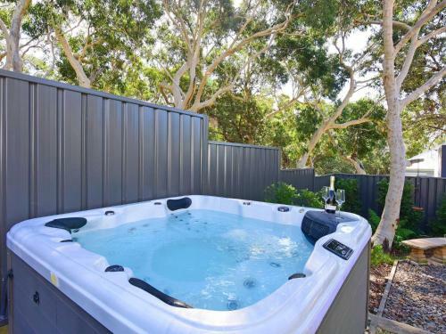 Havenwood - Pet Friendly With Spa And Community Pool