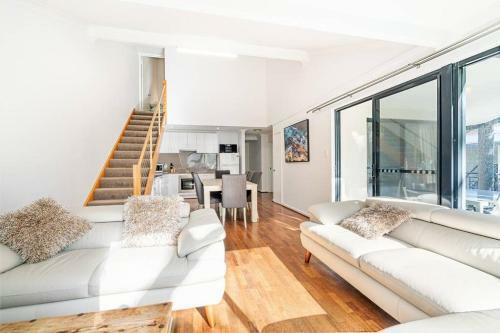 Absolute Waterfront - Unit 12a Cape View Resort