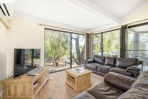 Oceans Edge - Unit 11 At Cape View Resort