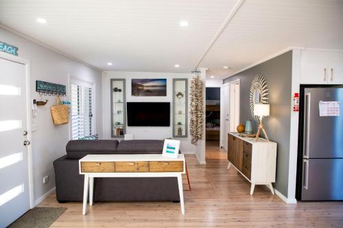 The Surf Beach House / Surf Beach