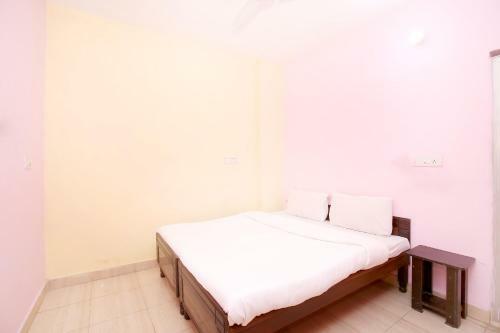 Hotel Spot On 37127 HC Palace
