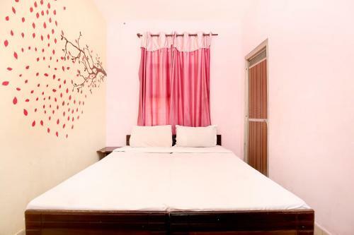 Hotel Spot On 37127 HC Palace