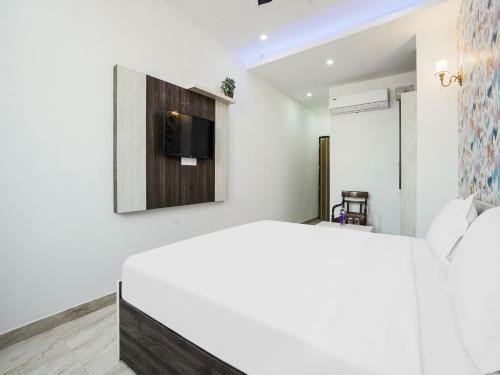 Capital O 85354 Hotel Amour