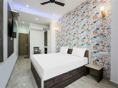 Capital O 85354 Hotel Amour