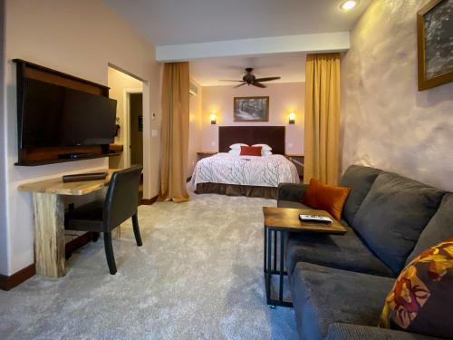 Bed & Breakfast Makanda Inn