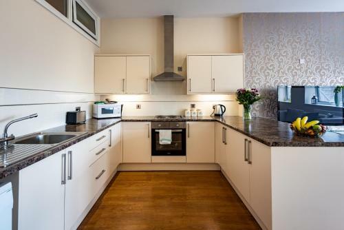 Waterview Deluxe Apartments