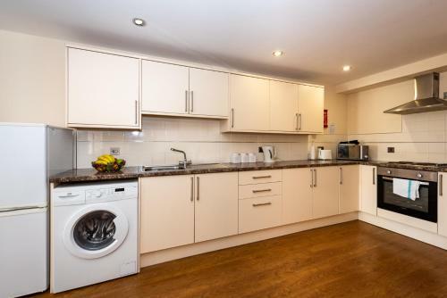 Waterview Deluxe Apartments