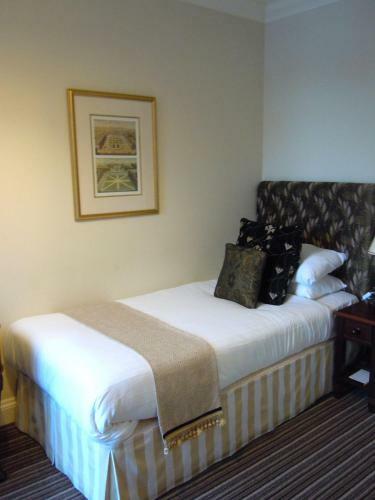 Stuart House Hotel