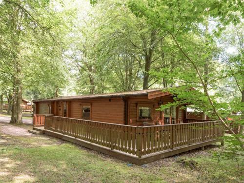 Kenwick Woods Lodge