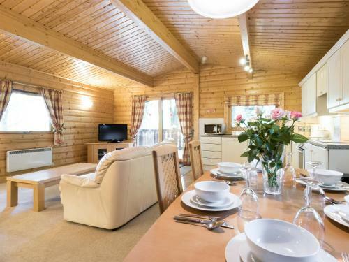 Kenwick Woods Lodge