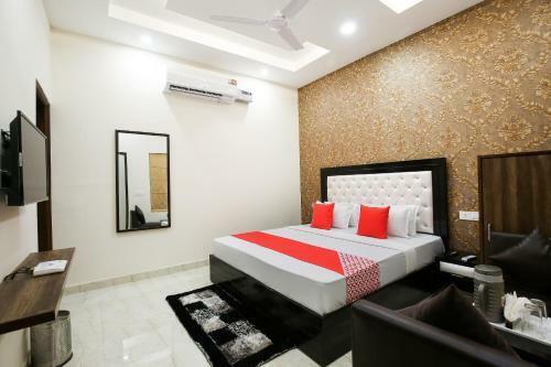 Oyo 47169 Hotel Prime