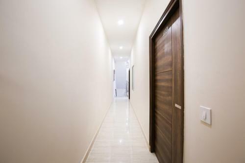 Oyo 47169 Hotel Prime