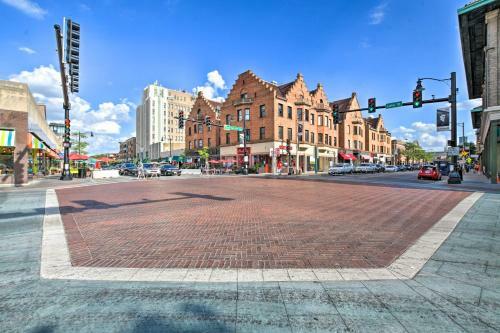 Classic Oak Park Home, 11 Mi To Dtwn Chicago!