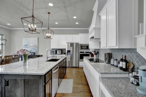 Stunning Luxury Lake Home With Waterfront & Dock!