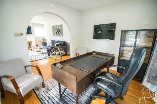 Family Friendly Purdue Themed Home