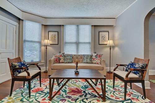 Bed & Breakfast 2446 Carrollton Ave Indianapolis