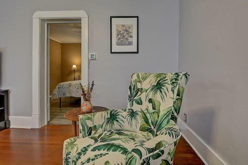 Bed & Breakfast 2446 Carrollton Ave Indianapolis