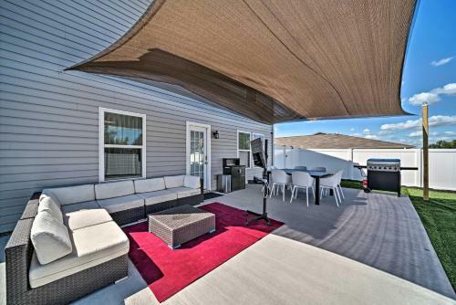 Dewitt Home With Patio, Fire Pit, And Gas Grill!