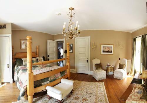 Bed & Breakfast Chocolate Mansion