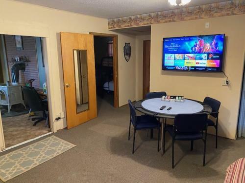 Villa Lodge 545 Complete Large Brick House Fully Furnished
